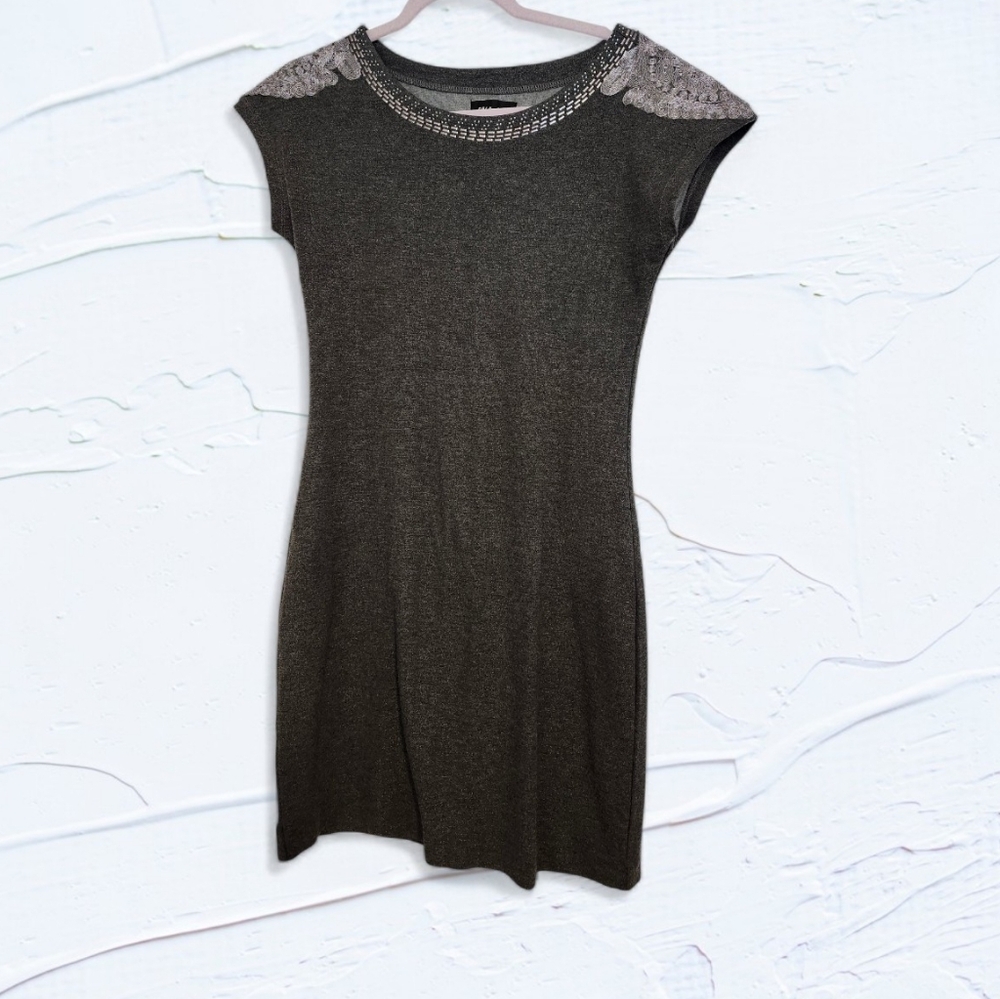 Elegant Gray Women's Dress With Embroidery - Picture 2 of 4